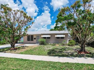 10501 SW 50th St, Miami, FL 33165