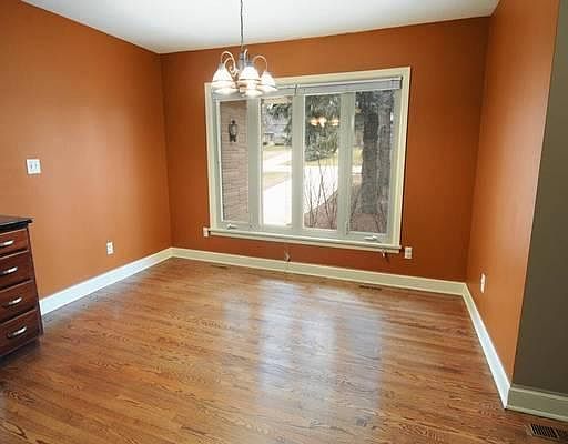 4th image of 15007 Wilco Dr