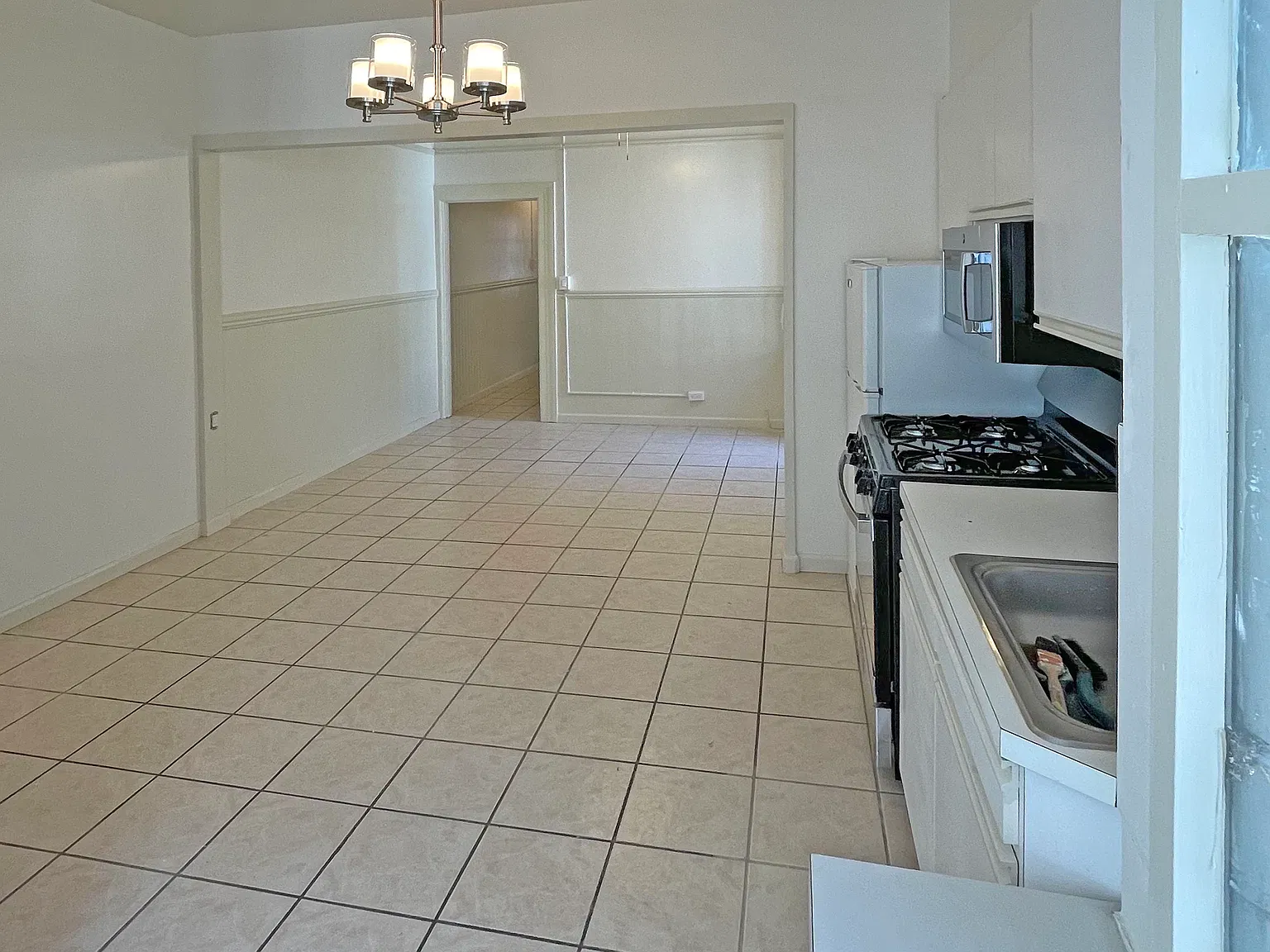 2 bed, $3,995 — Photo 4