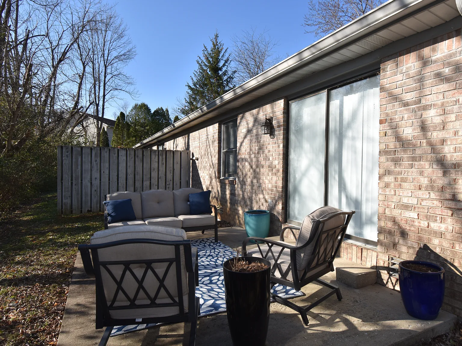 2 bed, $1,075 — Photo 4