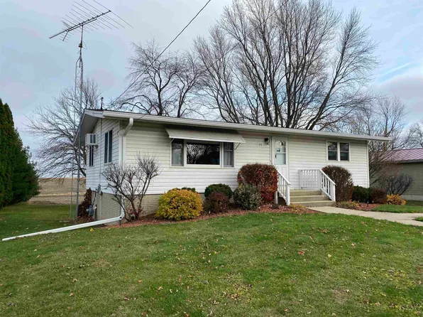 17 S Stanton St, Shannon, IL 61078