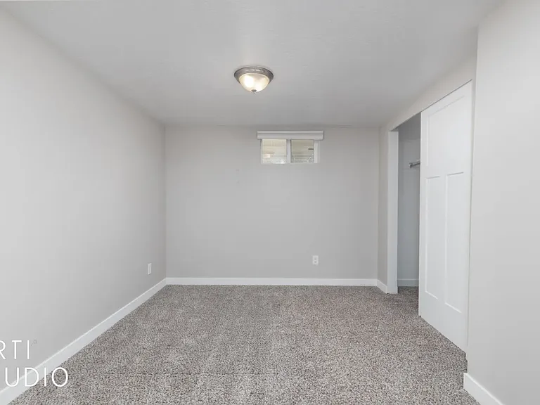 846 E McFarland St — Photo 10