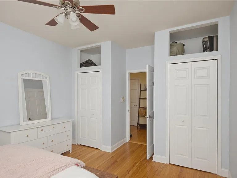 1319 W Addison St #3A — Photo 8