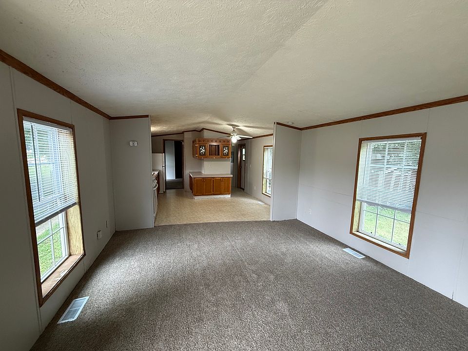 1st image of 285 Birdsall Dr E