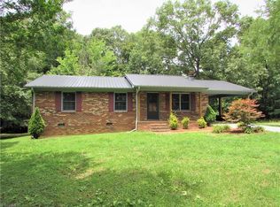 1733 Holloway Church Rd, Lexington, NC 27292