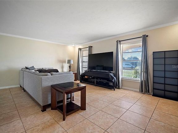 4th image of 3727 Calliandra Dr