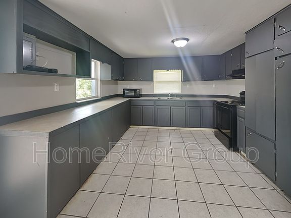 4th image of 906 S Florida Ave #A