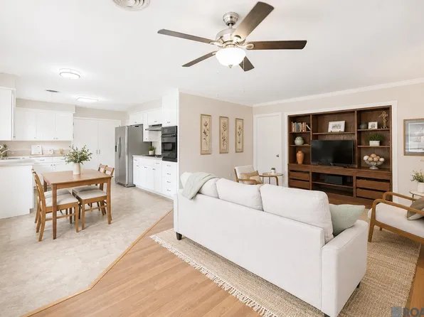 8166 Franwood Dr, Baton Rouge, LA 70806