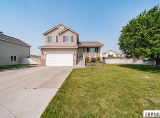 1291 N Hammerstone Dr, Idaho Falls, ID 83401