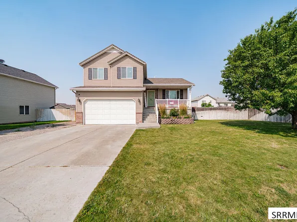 1291 N Hammerstone Dr, Idaho Falls, ID 83401