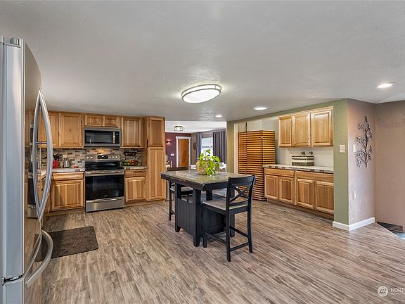 5th image of 1807 Sherwood Lane