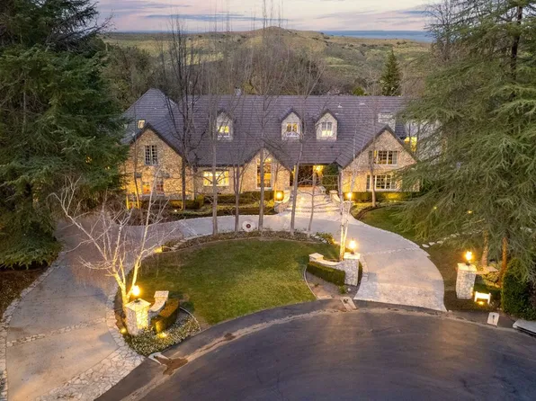 29105 Old Mill Creek Ln, Agoura Hills, CA 91301