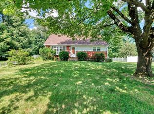 15 East Ave, West Nyack, NY 10994