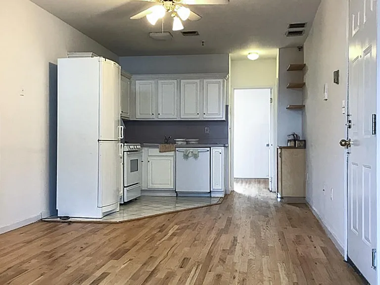 532 Washington St #2S — Photo 3