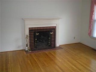 3rd image of 210 Longview Dr