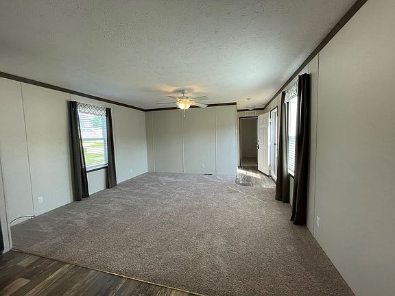 4th image of 198 McAuliffe Dr #198