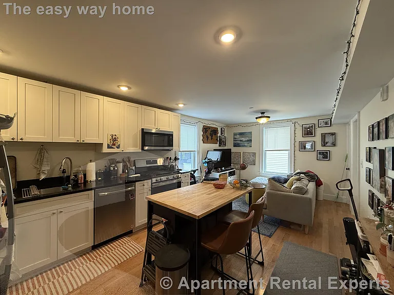 26 Putnam St #4 — Photo 3