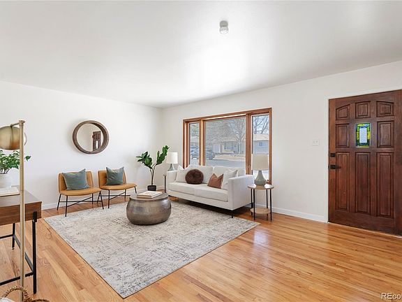 5th image of 10 Estes Street