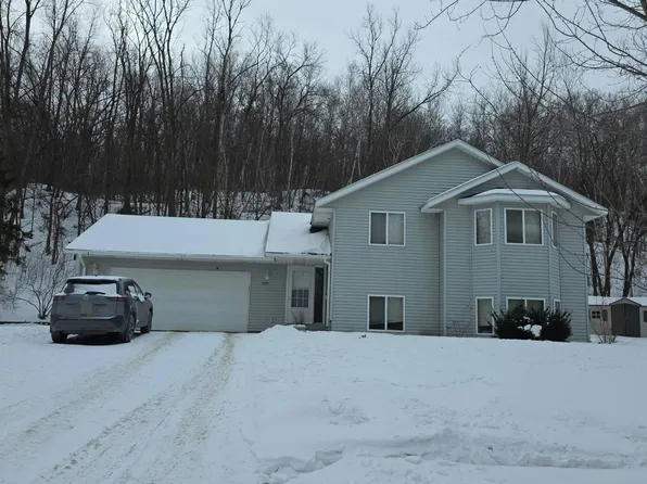 3971 Dale Ct, Red Wing, MN 55066