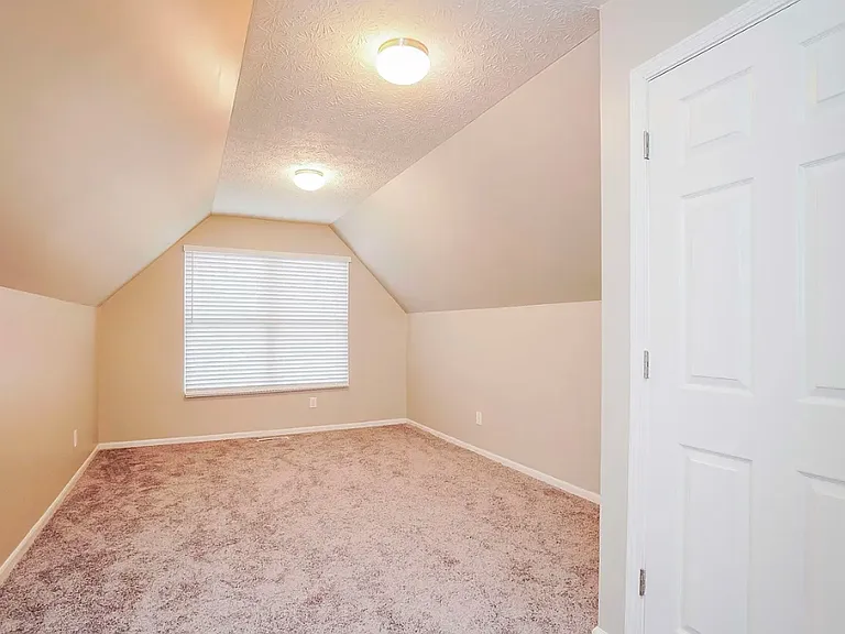 6264 Albany Way Dr — Photo 8