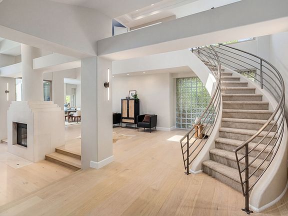 4th image of 4257 Golden Oak Ct