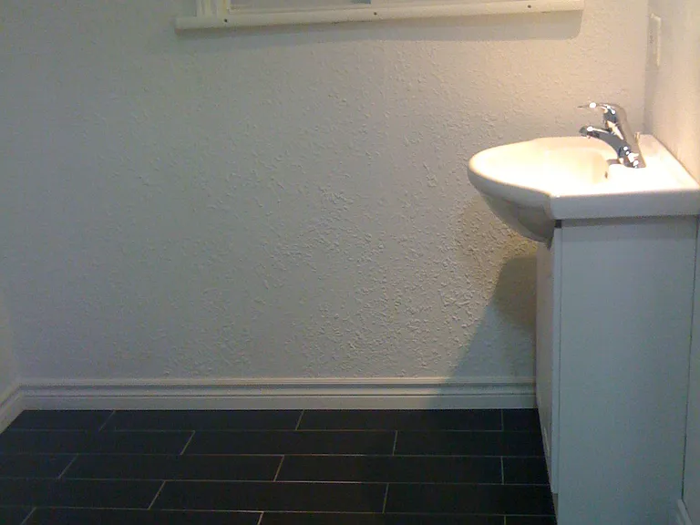 76 Eastwood Rd #TOP — Photo 7