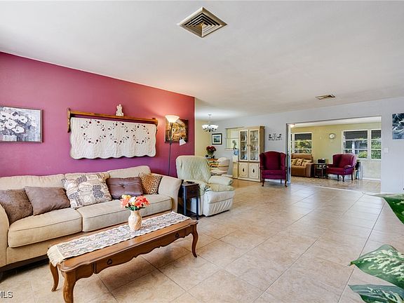 3rd image of 2367 Dover Ave