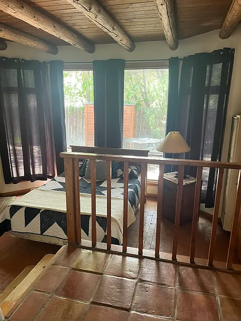 2 bed, 1359 sqft, $2,200 — Photo 3