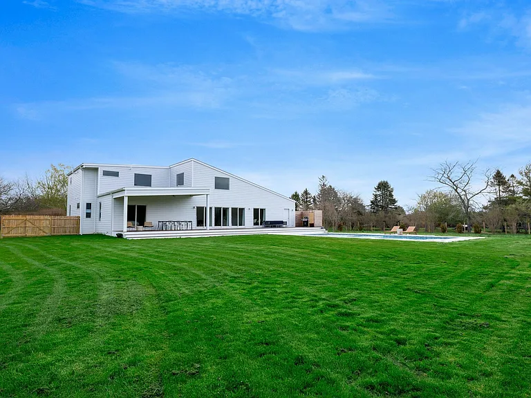 420 Old Farm Rd — Photo 32