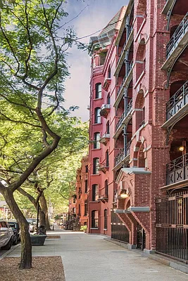 Rented by Brown Harris Stevens | media 22