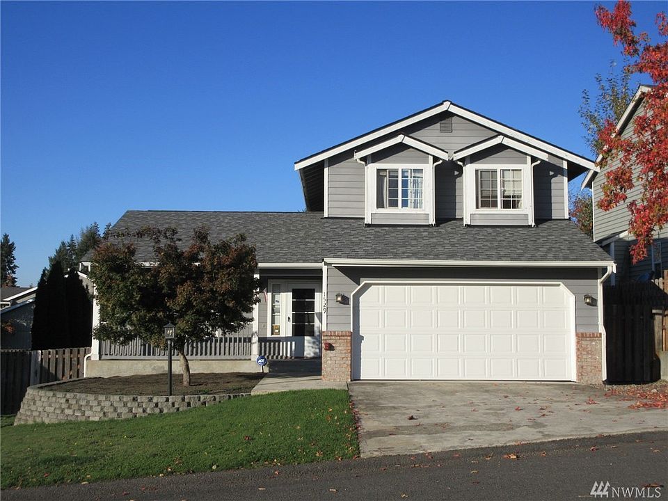 1st image of 1529 196th Street Ct E