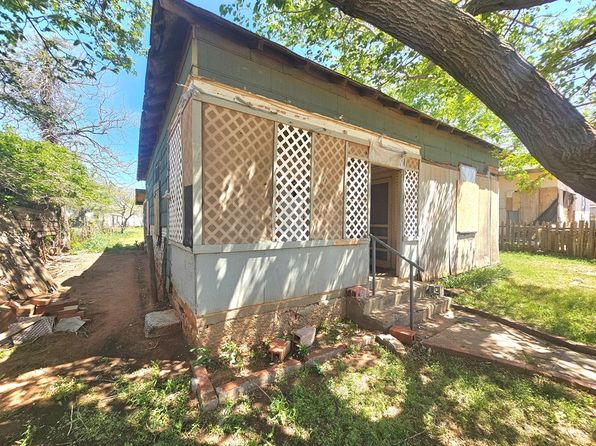 908 Pecan St, Sweetwater, TX 79556