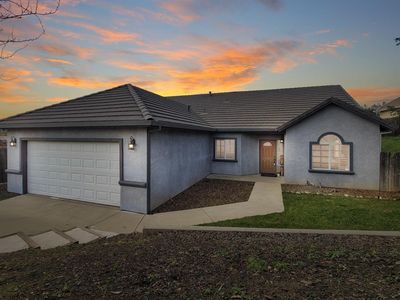 1040 Mockingbird Ln, Valley Springs, CA, 95252