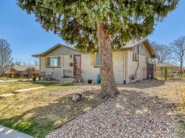 6594 Benton Circle, Arvada, CO 80003