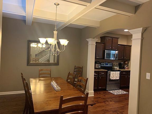 2nd image of 211 Brookwood Dr