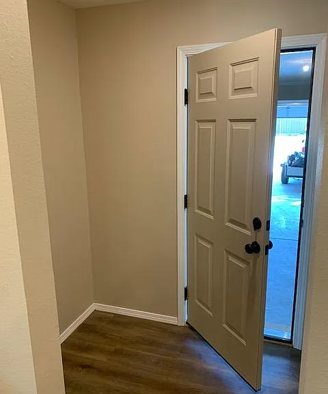 1207 N Fremont Ave — Photo 11