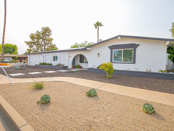 2nd image of 2226 W Javelina Ave
