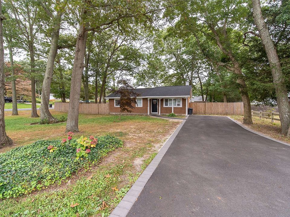 124 Carlton Drive, Shirley, NY 11967 MLS 3581661 Zillow