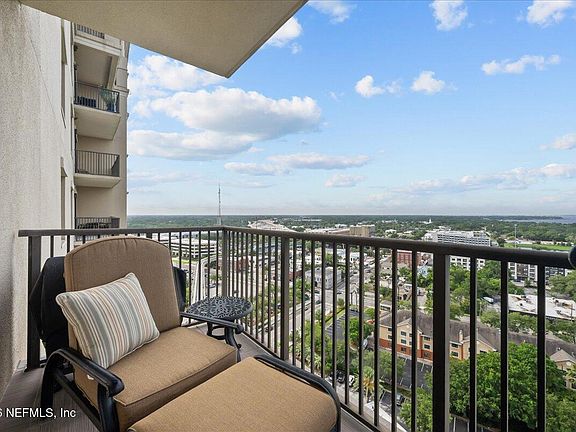 5th image of 1478 RIVERPLACE Boulevard #1802
