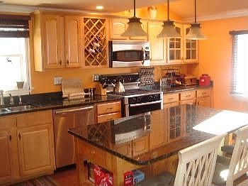 2nd image of 4 Prescott St