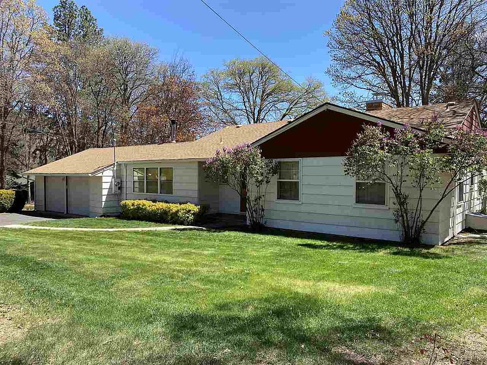 1st image of 400 Walters Ln
