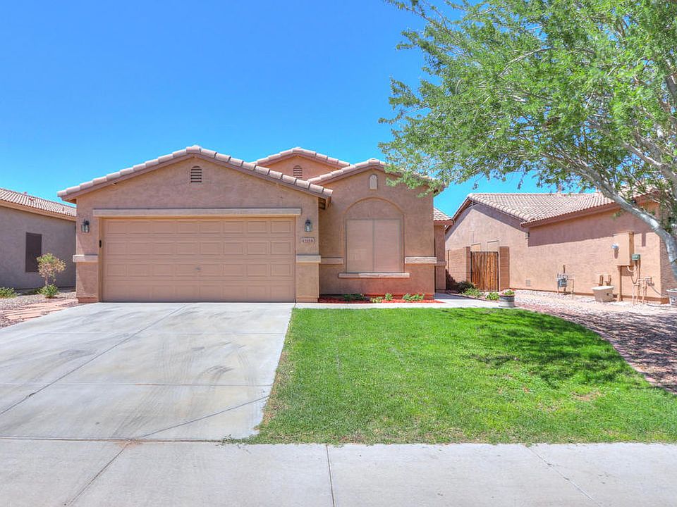 1st image of 43558 W Sagebrush Trl