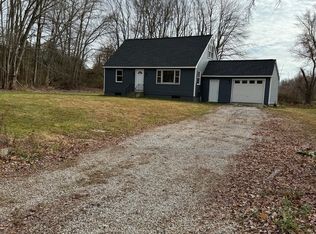 35 Mack Rd, Lebanon, CT 06249