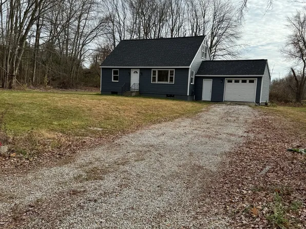 35 Mack Road, Lebanon, CT 06249