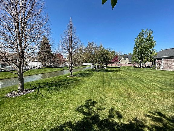 4th image of 3530 Tuscany Dr