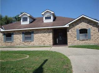 11109 Lake Forest Blvd, New Orleans, LA 70128