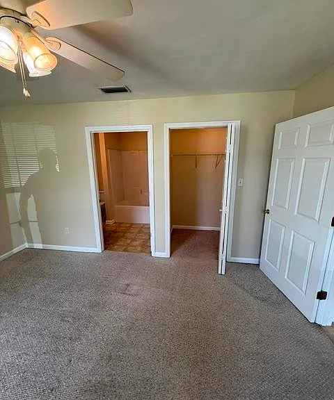 2635 Fairmount Ln — Photo 5