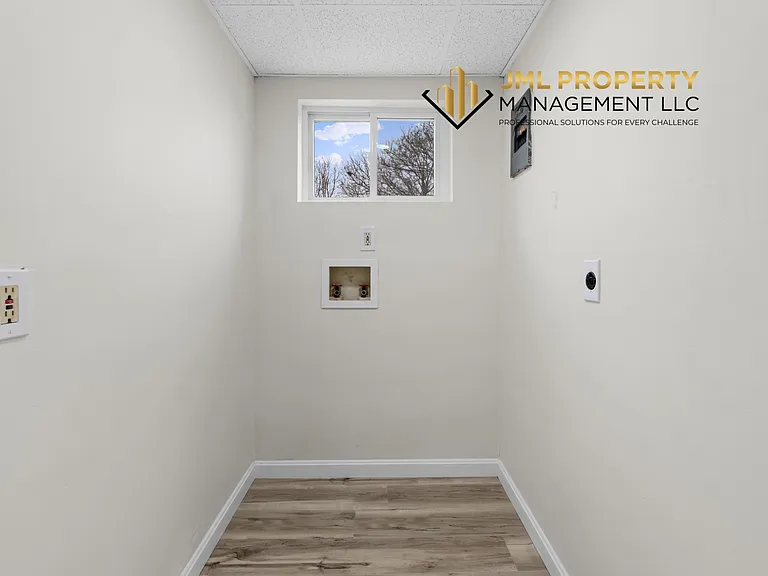 227 Lawrence St #2 — Photo 9