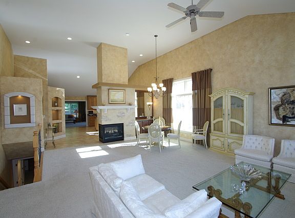 4th image of 6372 Portofino Ct #0
