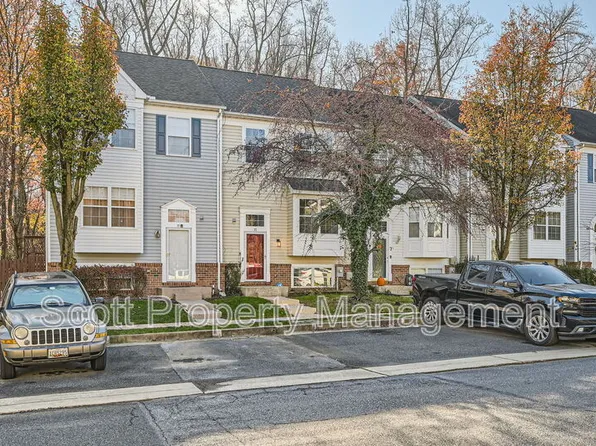 15 Leyland Ct, Essex, MD 21221